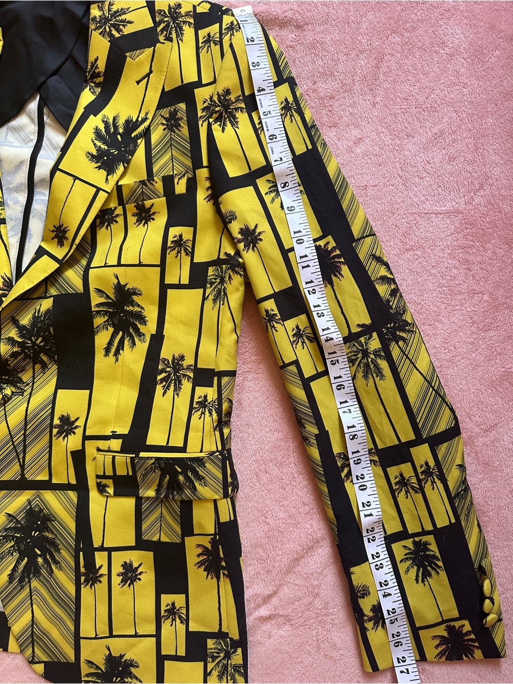 Versace Black and Yellow Palm-Print Blazer - Picture 13 of 16